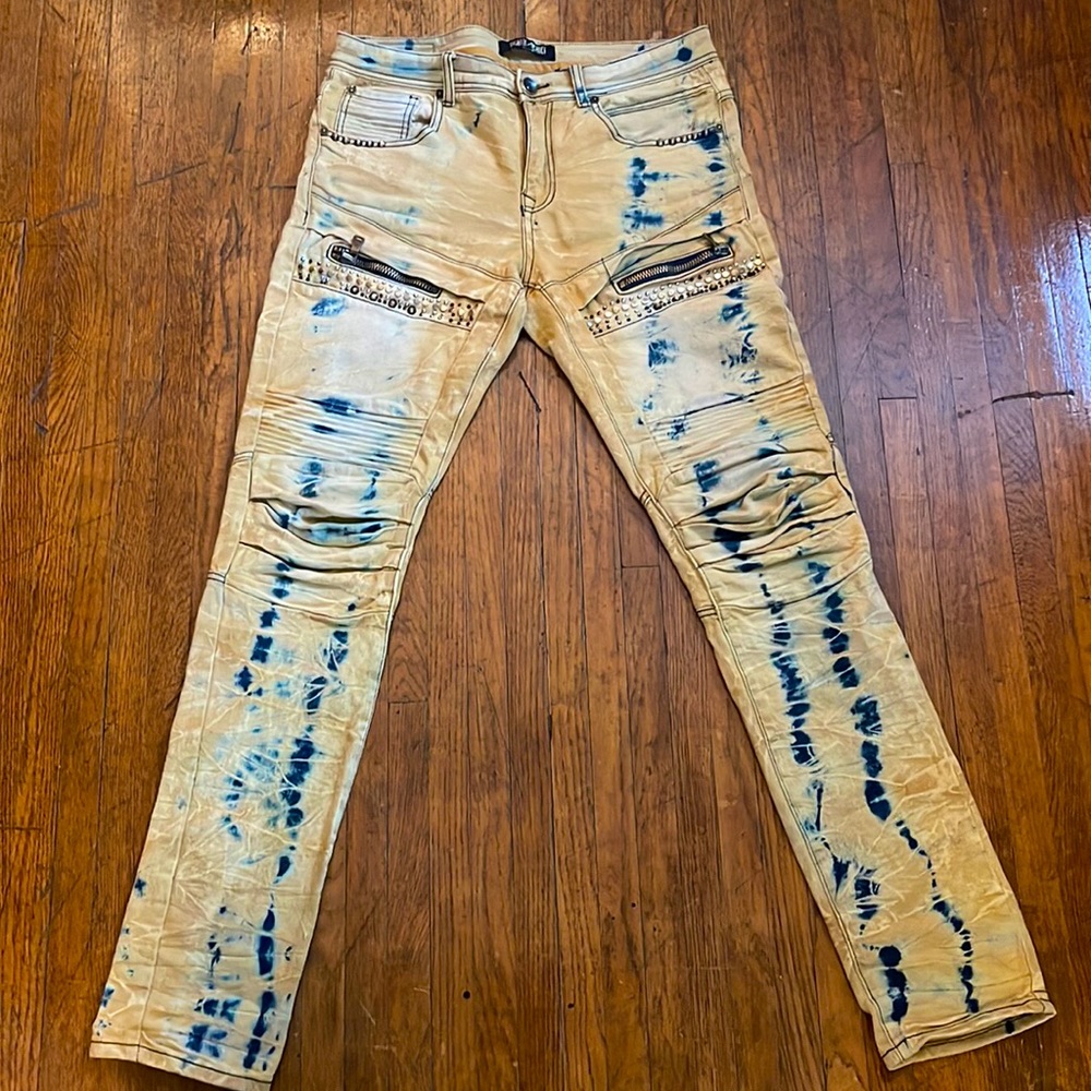 8IGHTH / DSTRKT 32/34 biker style with rhinestones and zippers